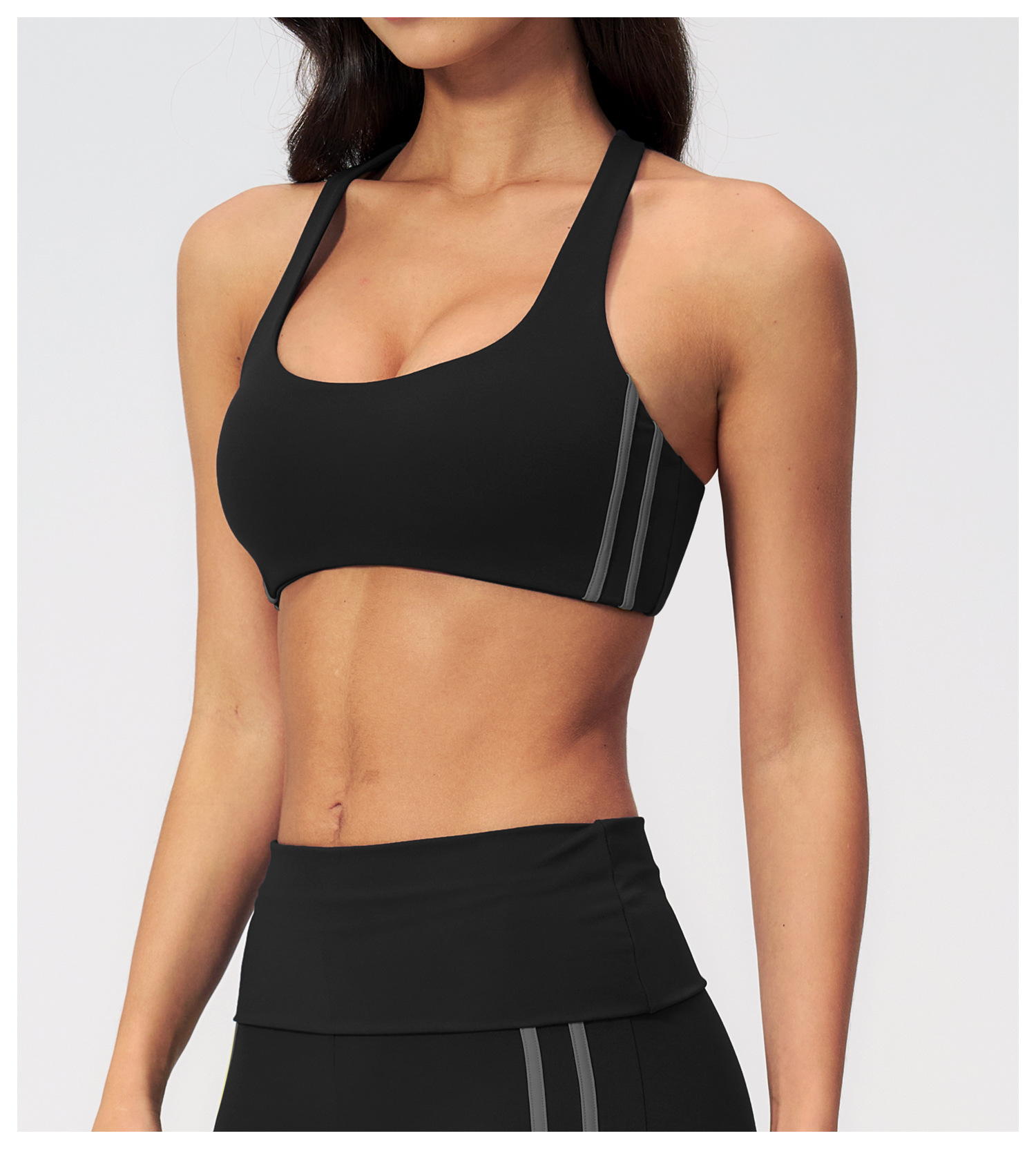 Quick Dry Underwear - Bra Olahraga Tali Silang di Bahu,